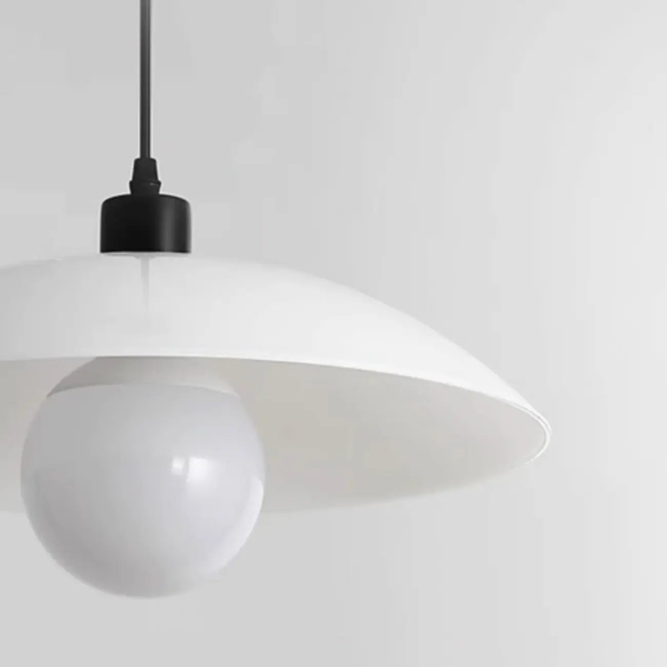 Suspension de salle à manger moderne en verre blanc réglable