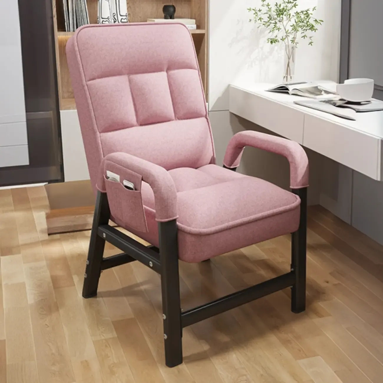 Chaise de bureau moderne grise rembourrée à 4 pieds