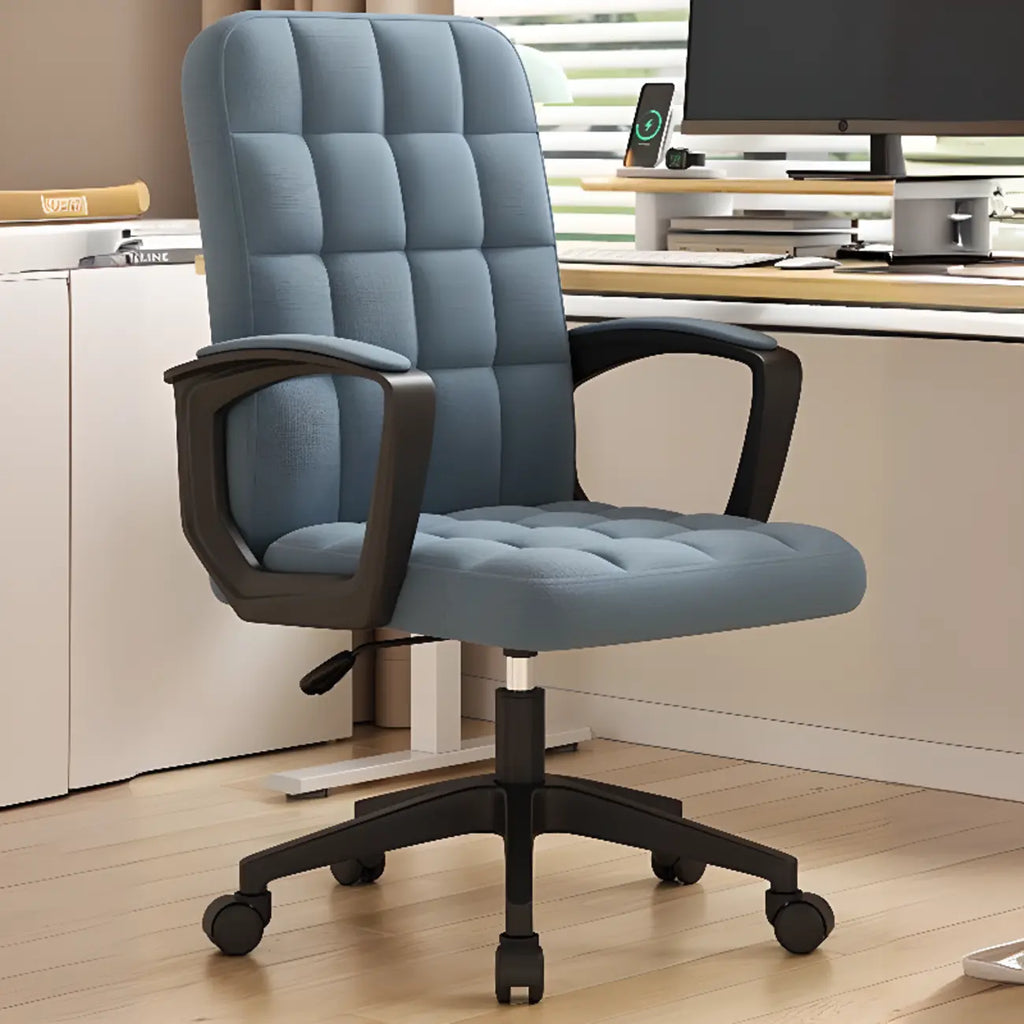 Chaise de bureau pivotante réglable moderne en similicuir noir