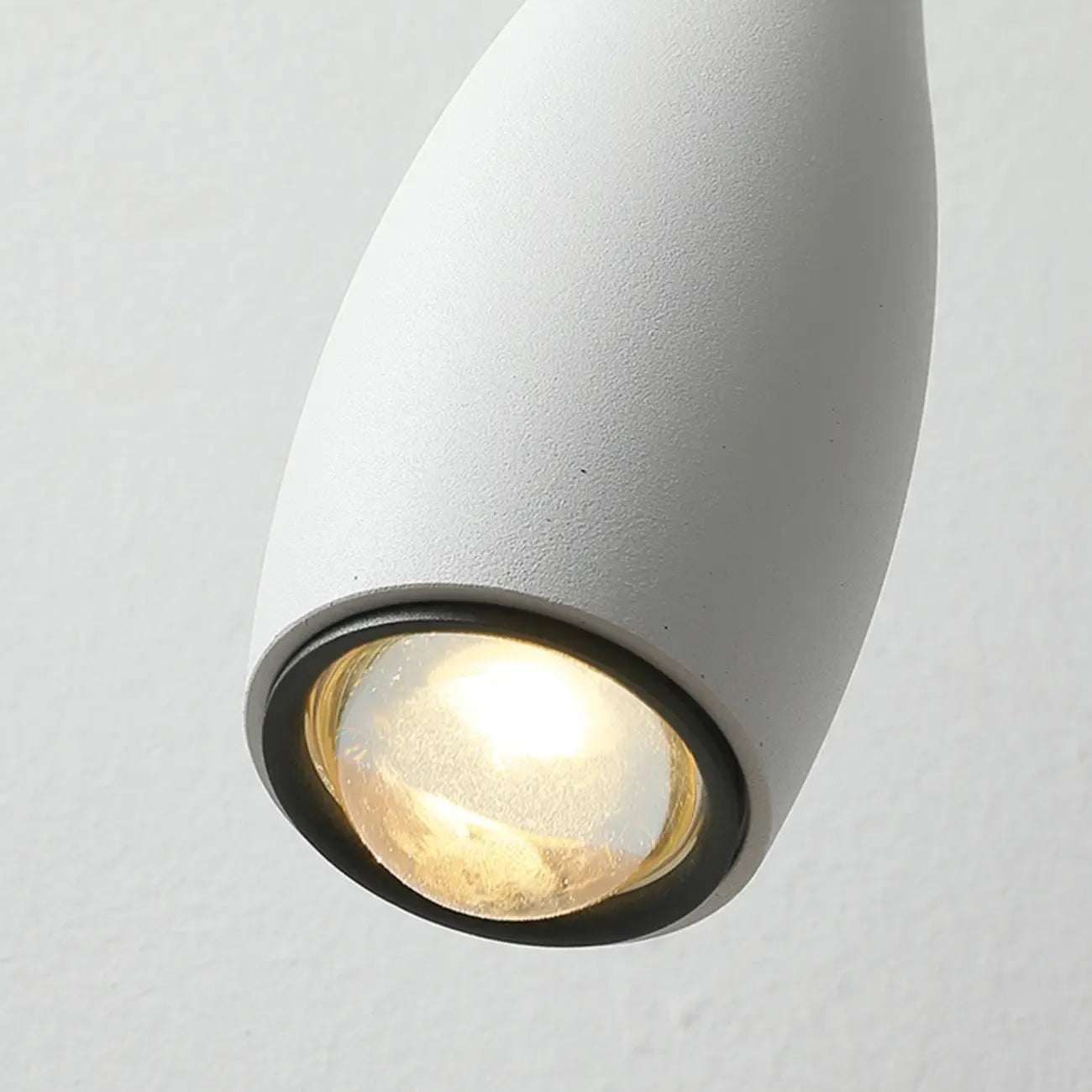 Suspension moderne à intensité variable en métal et acrylique au design épuré