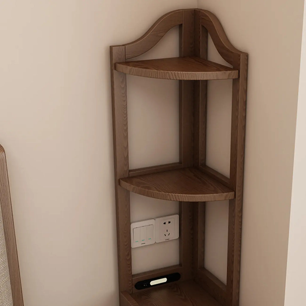 Table de chevet haute en bois avec tiroirs et rangement ouvert