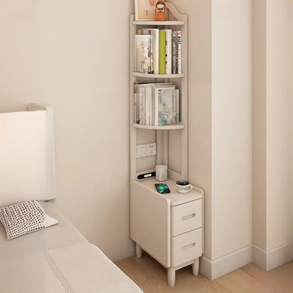 Table de chevet haute en bois avec tiroirs et rangement ouvert