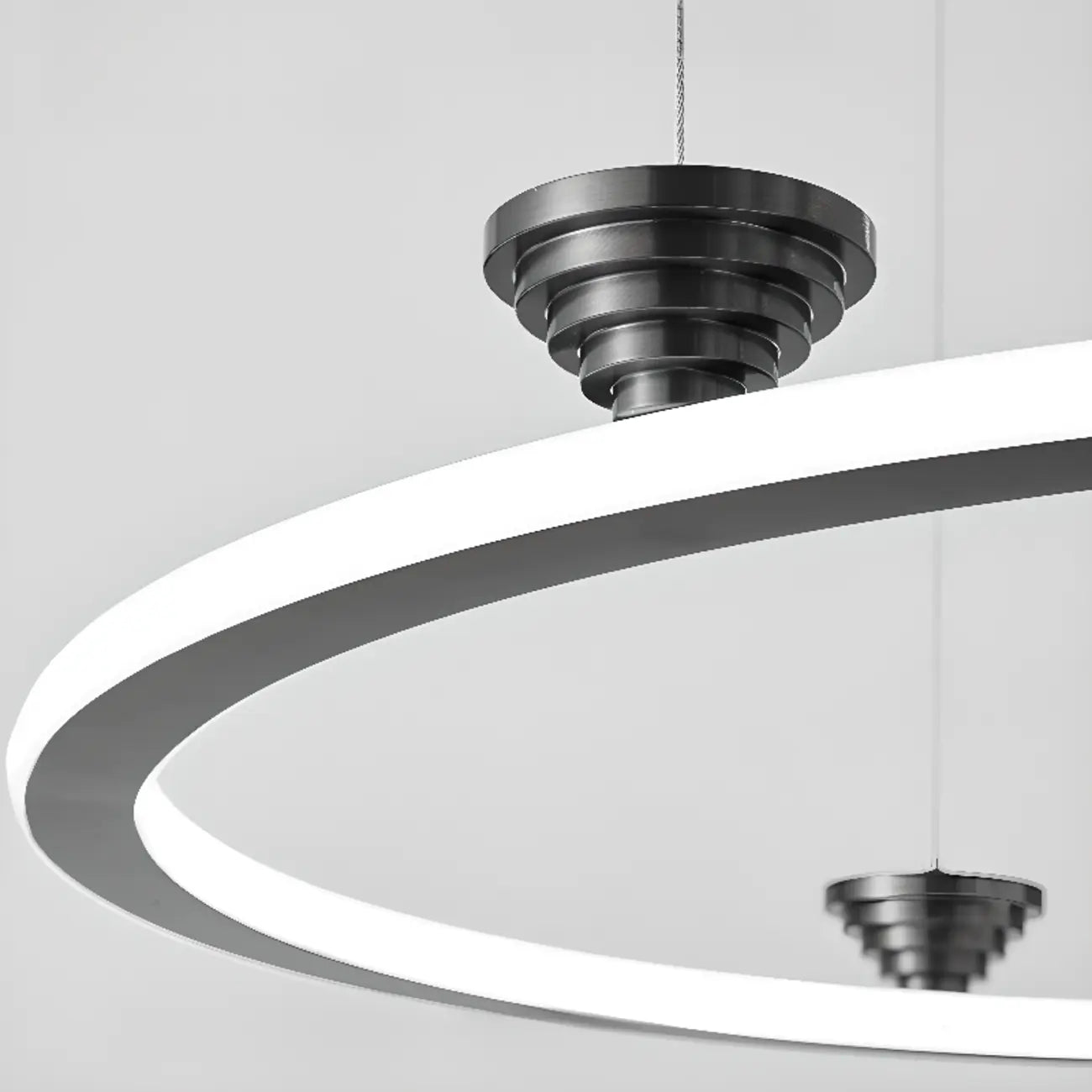 Lustre moderne minimaliste à LED en métal noir avec anneau circulaire