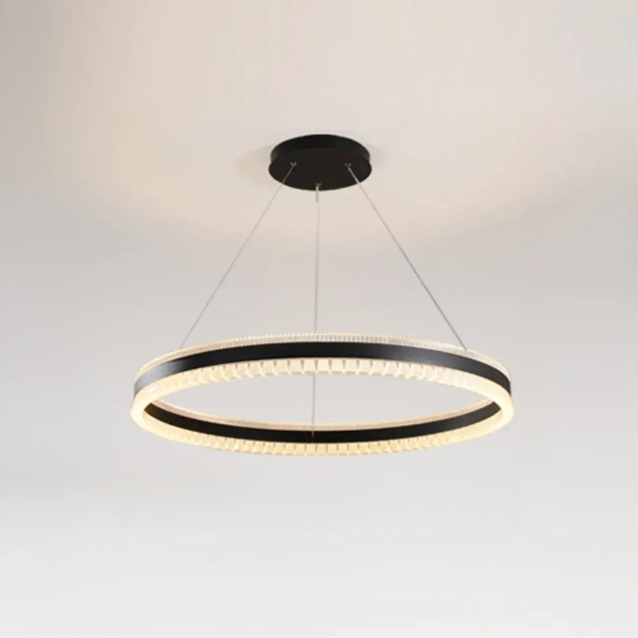Lustre LED moderne et élégant à anneaux concentriques