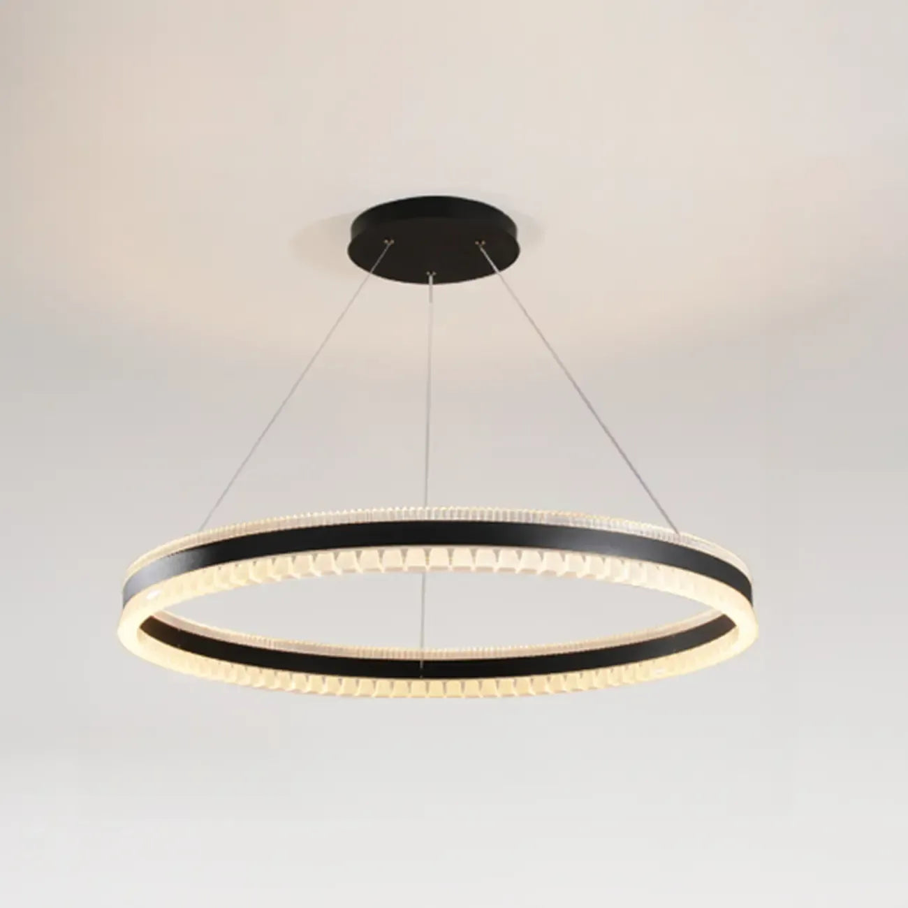 Lustre LED moderne et élégant à anneaux concentriques