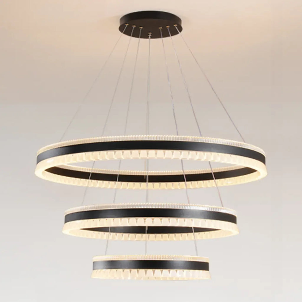 Lustre LED moderne et élégant à anneaux concentriques
