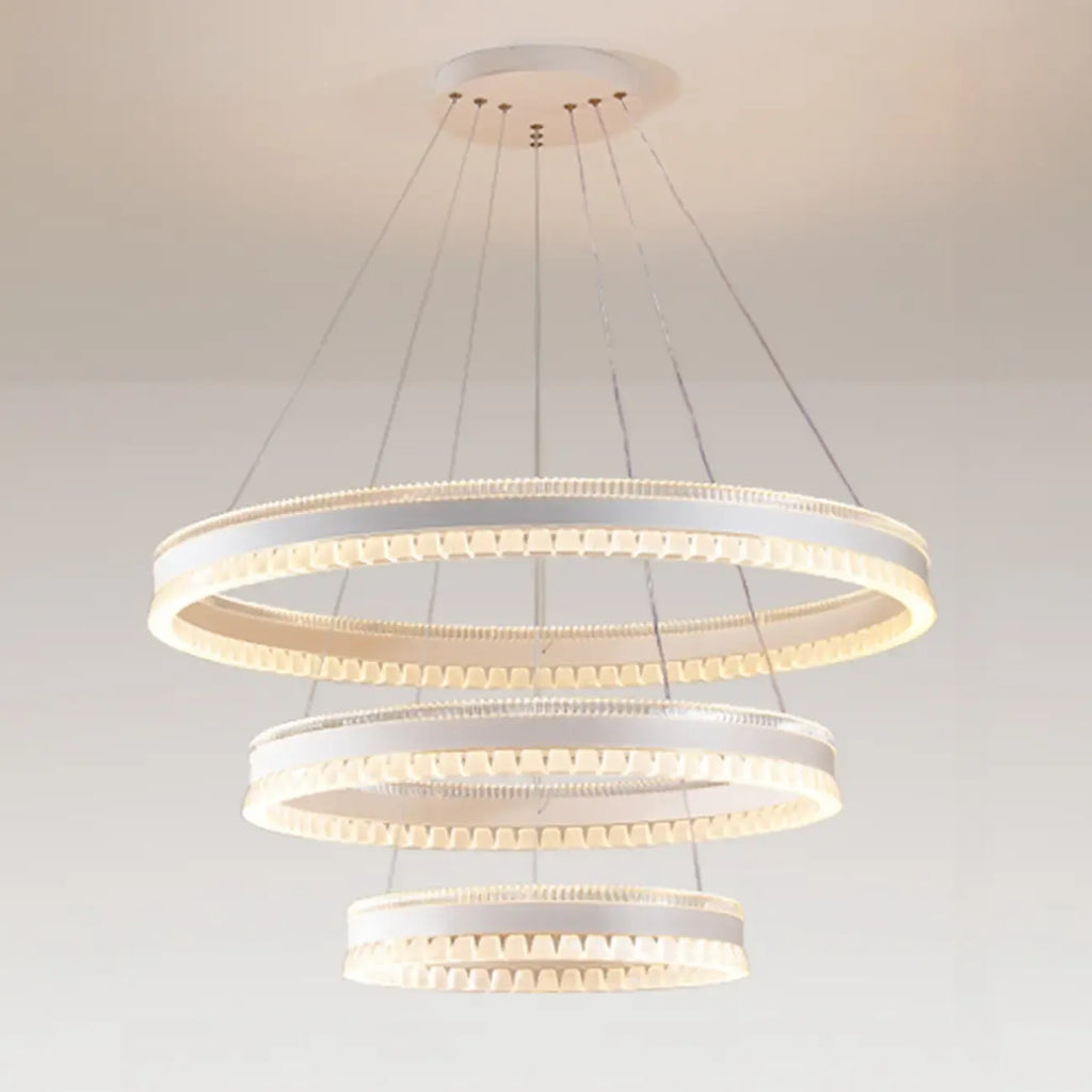 Lustre LED moderne et élégant à anneaux concentriques