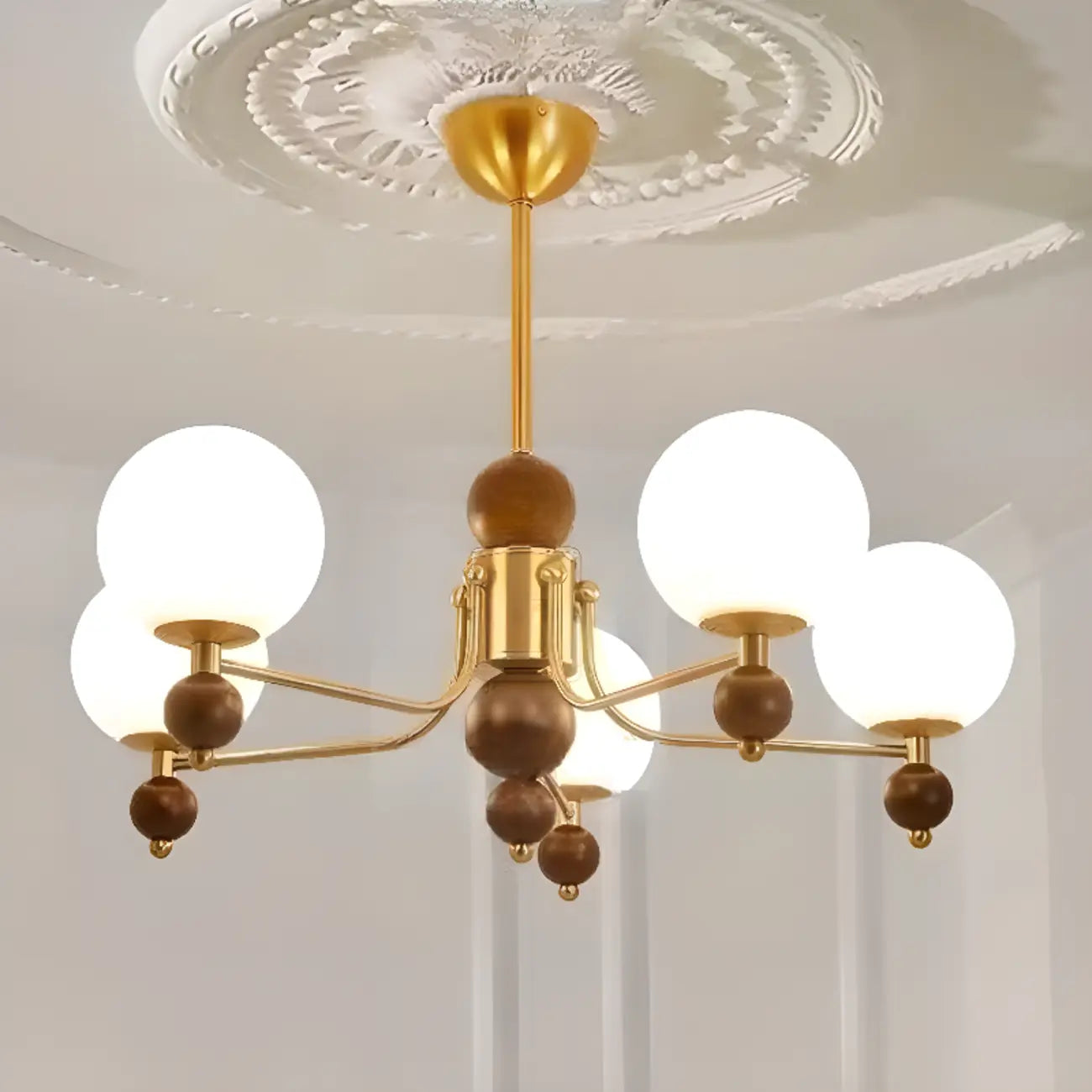 Lustre moderne et élégant en nickel noir et verre avec globe