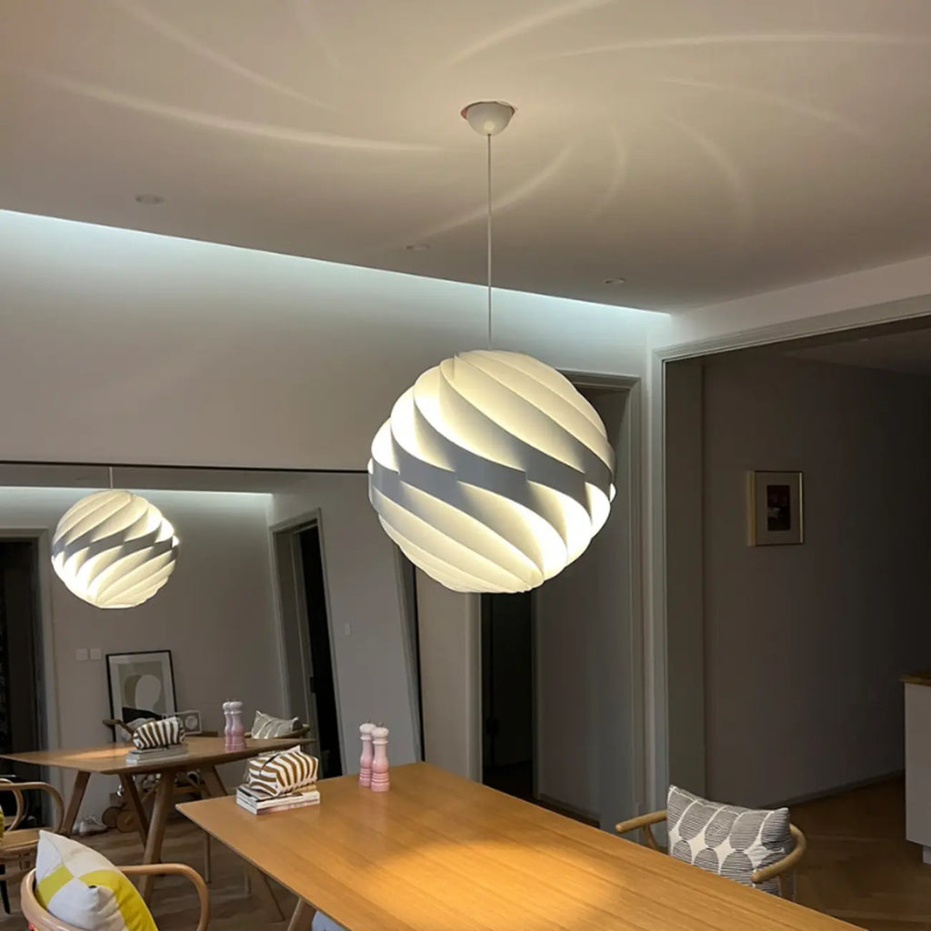 Suspension globe en aluminium artistique pour îlot de cuisine