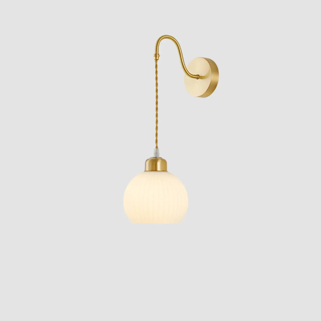 Applique murale moderne à double dôme en verre blanc et laiton