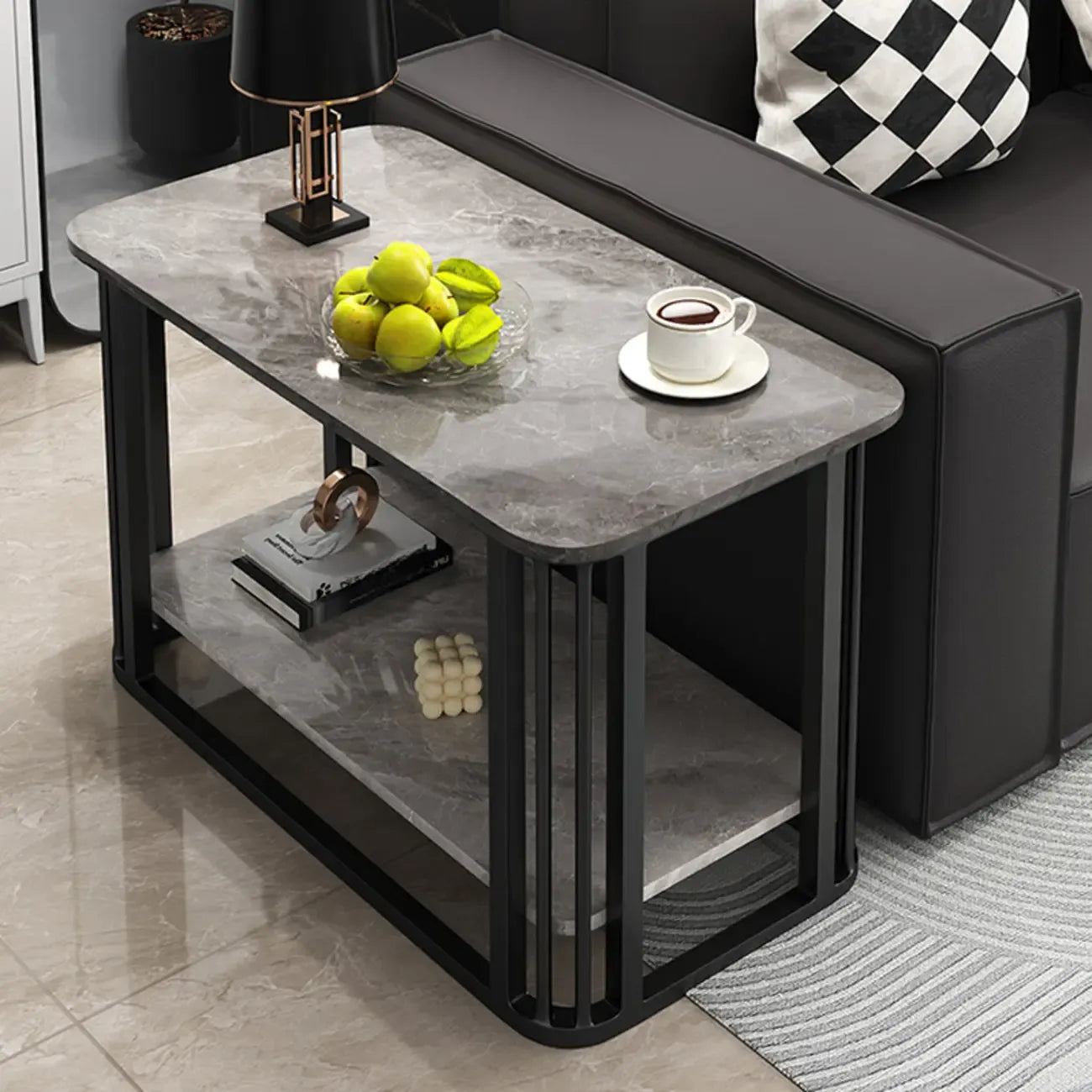 Table basse rectangulaire de luxe dorée à deux niveaux avec plateau en pierre