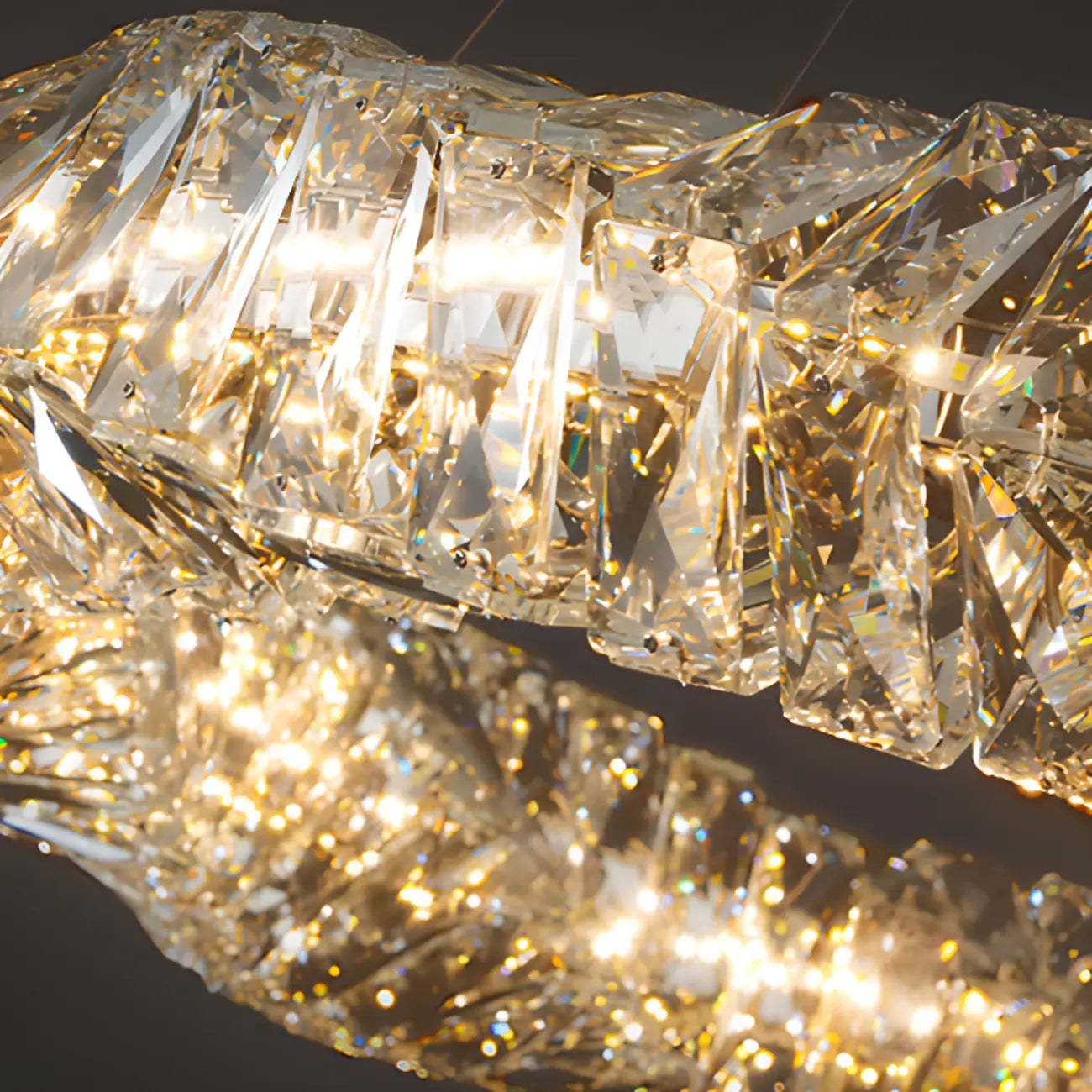 Lustre linéaire moderne en verre et cristal doré