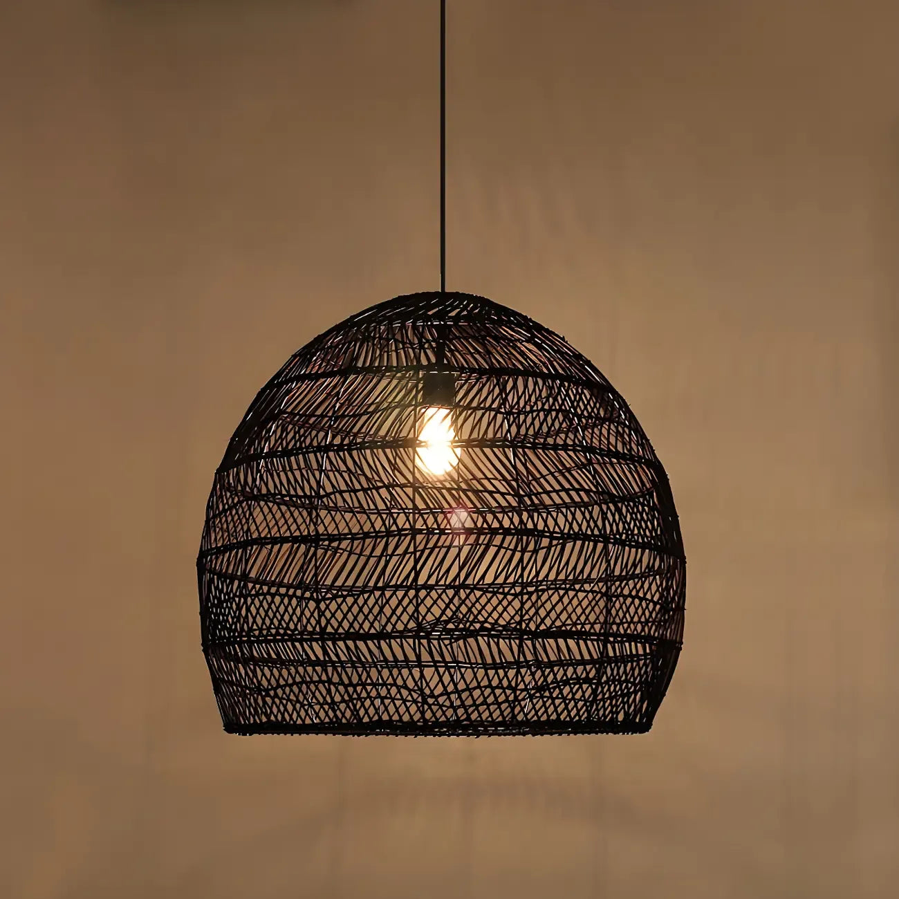 Suspension en rotin oriental pour salle à manger