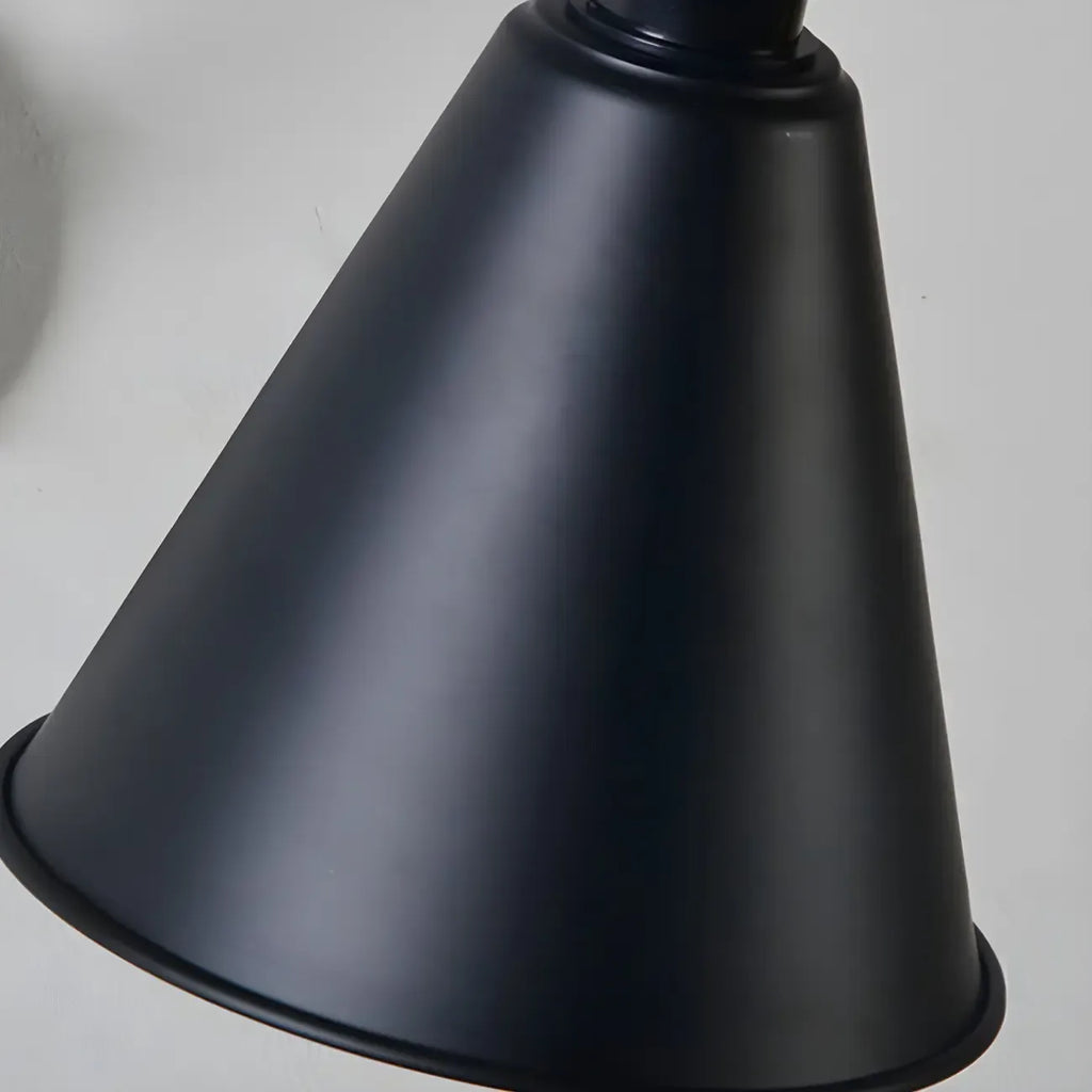 Applique murale conique à bras articulé en métal à 1 lumière