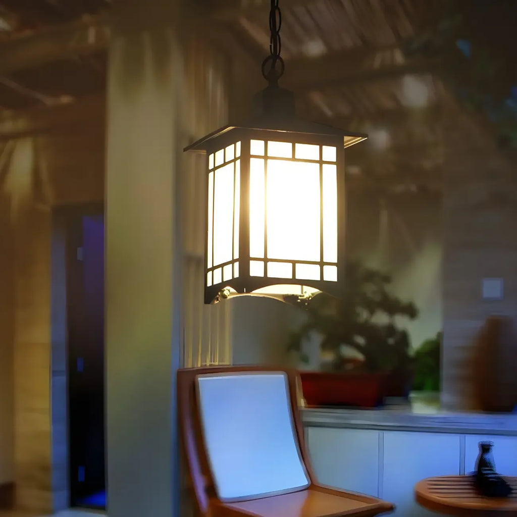 Suspension d'extérieur moderne en métal noir, design lanterne