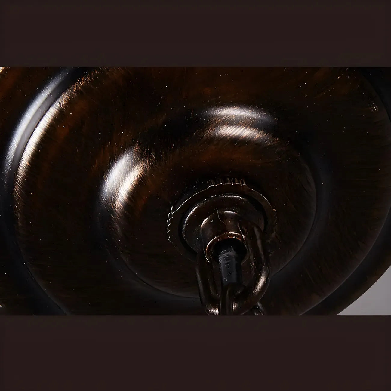 Lustre Art Déco à deux niveaux en forme de cerceau de plumes avec chaîne réglable