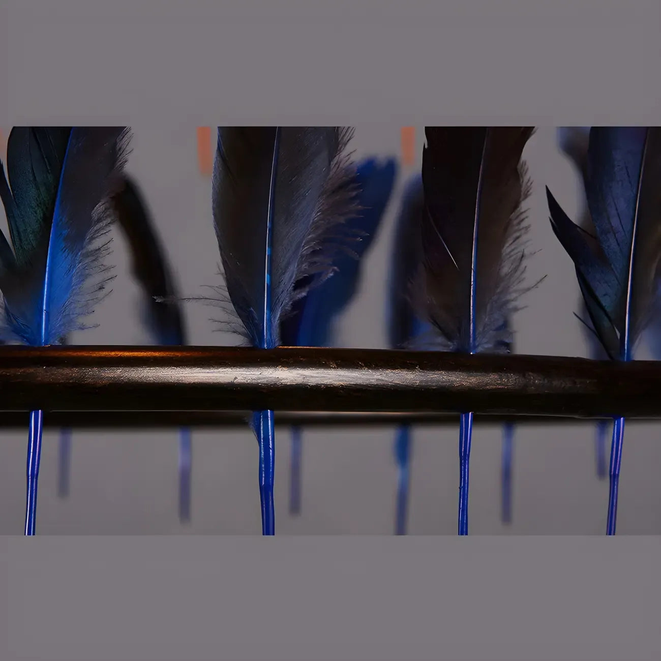 Lustre Art Déco à deux niveaux en forme de cerceau de plumes avec chaîne réglable