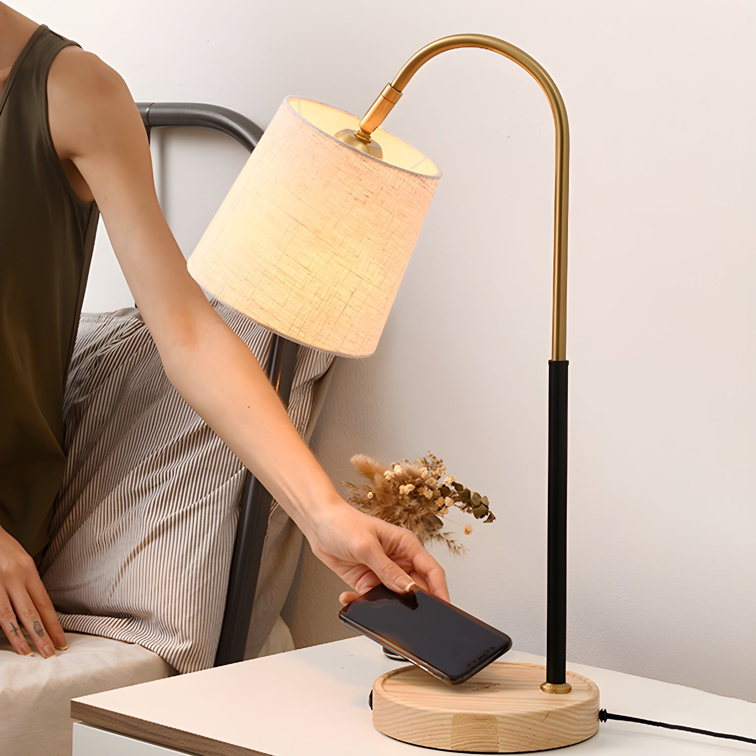 Lampe de table orientale en bois arqué et tissu, style tonneau, pour chambre à coucher