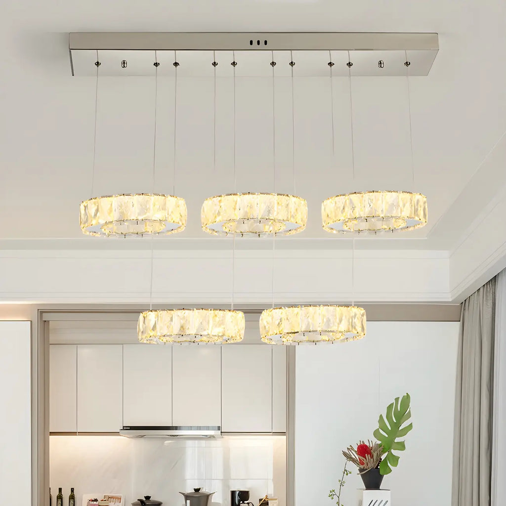 Suspension élégante en cristal avec LED et télécommande pour cuisine.