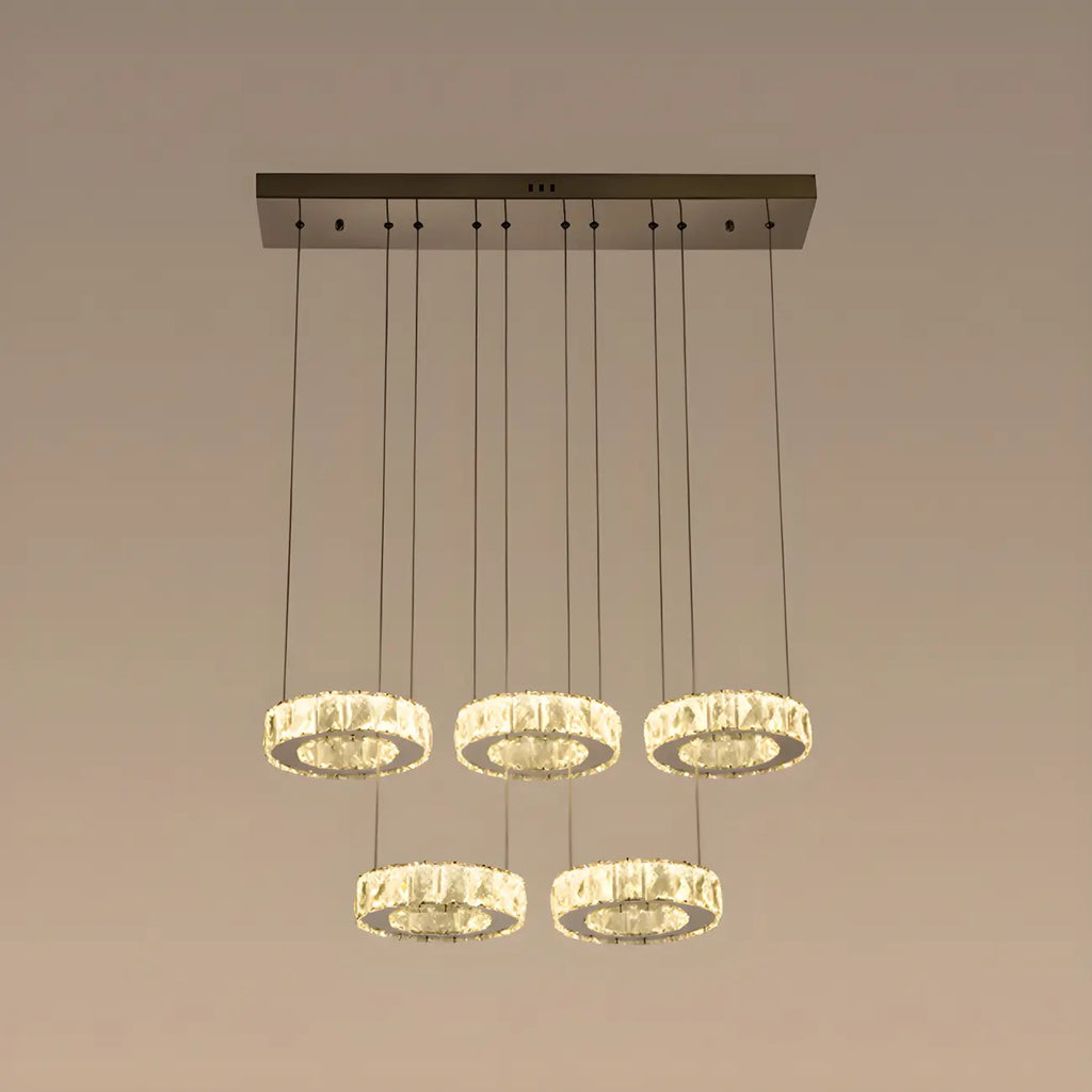 Suspension élégante en cristal avec LED et télécommande pour cuisine.