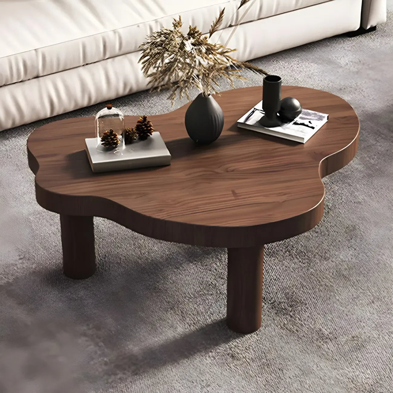 Table basse en pin naturel en forme de nuage avec 3 pieds
