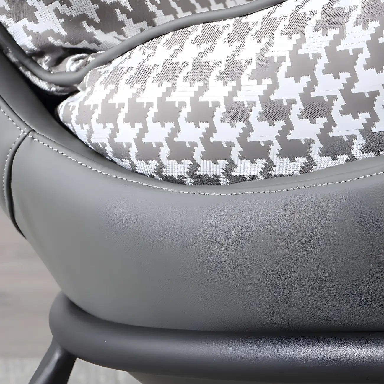 Fauteuil lounge moderne en tissu vert avec assise rembourrée