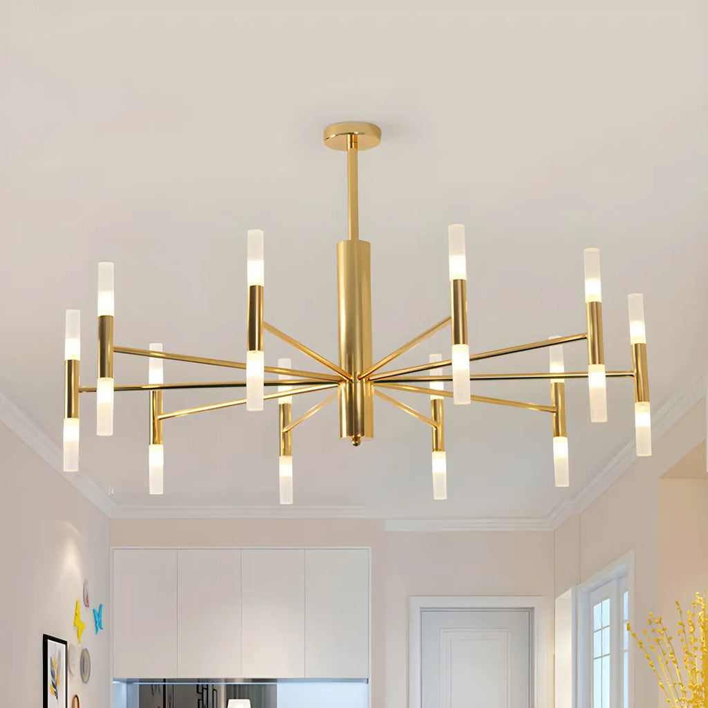 Lustre élégant à plusieurs lumières avec abat-jour en verre tubulaire.