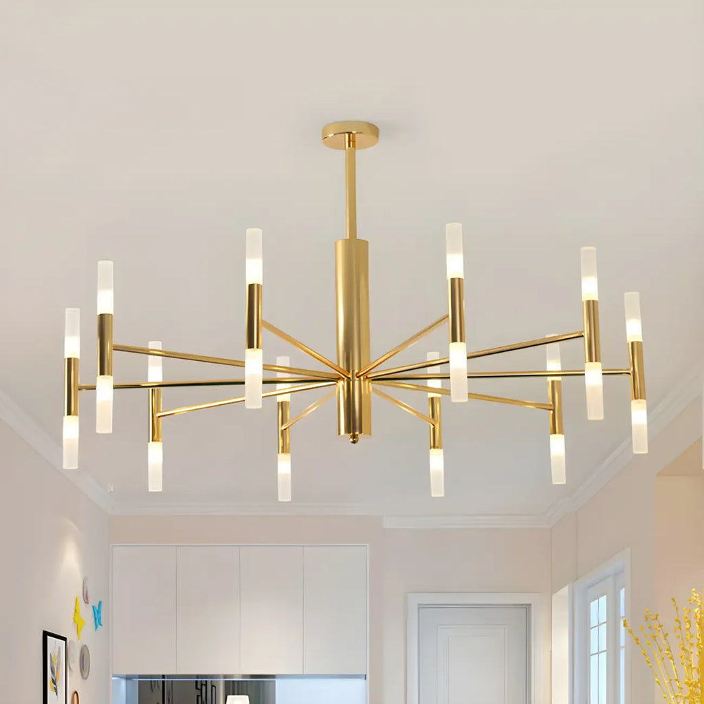 Lustre élégant à plusieurs lumières avec abat-jour en verre tubulaire.