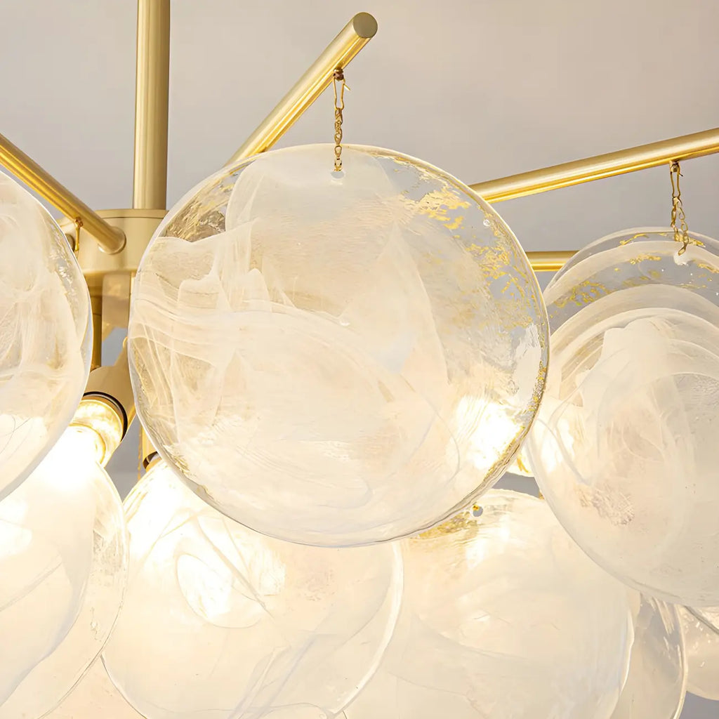 Lustre moderne en métal et verre à ambiance tamisée