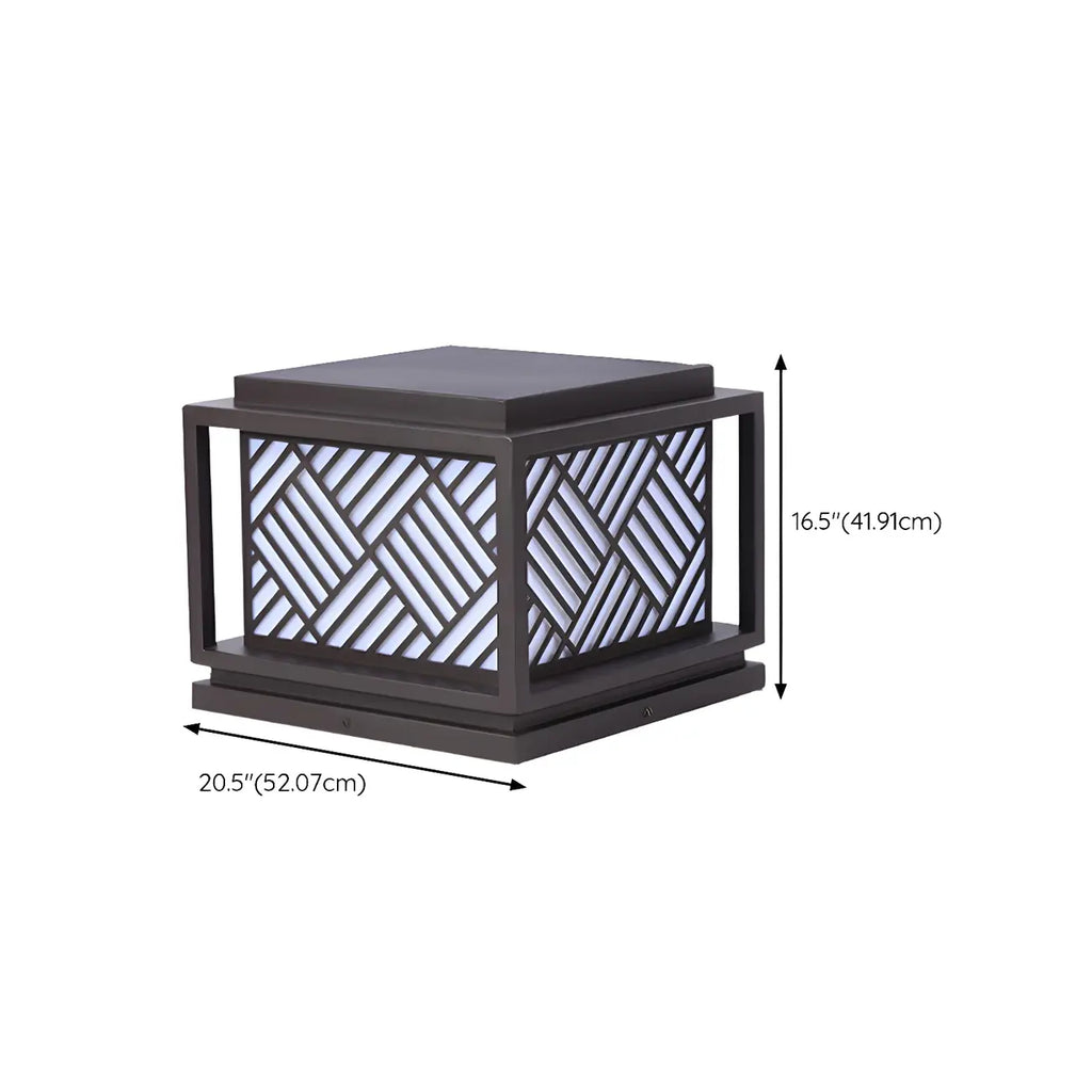 Lampe de poteau en métal cubique avec abat-jour à motif géométrique