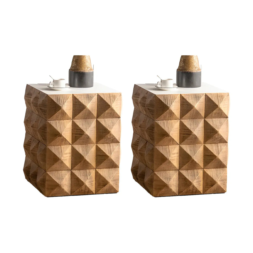 Table d'appoint élégante en bois géométrique