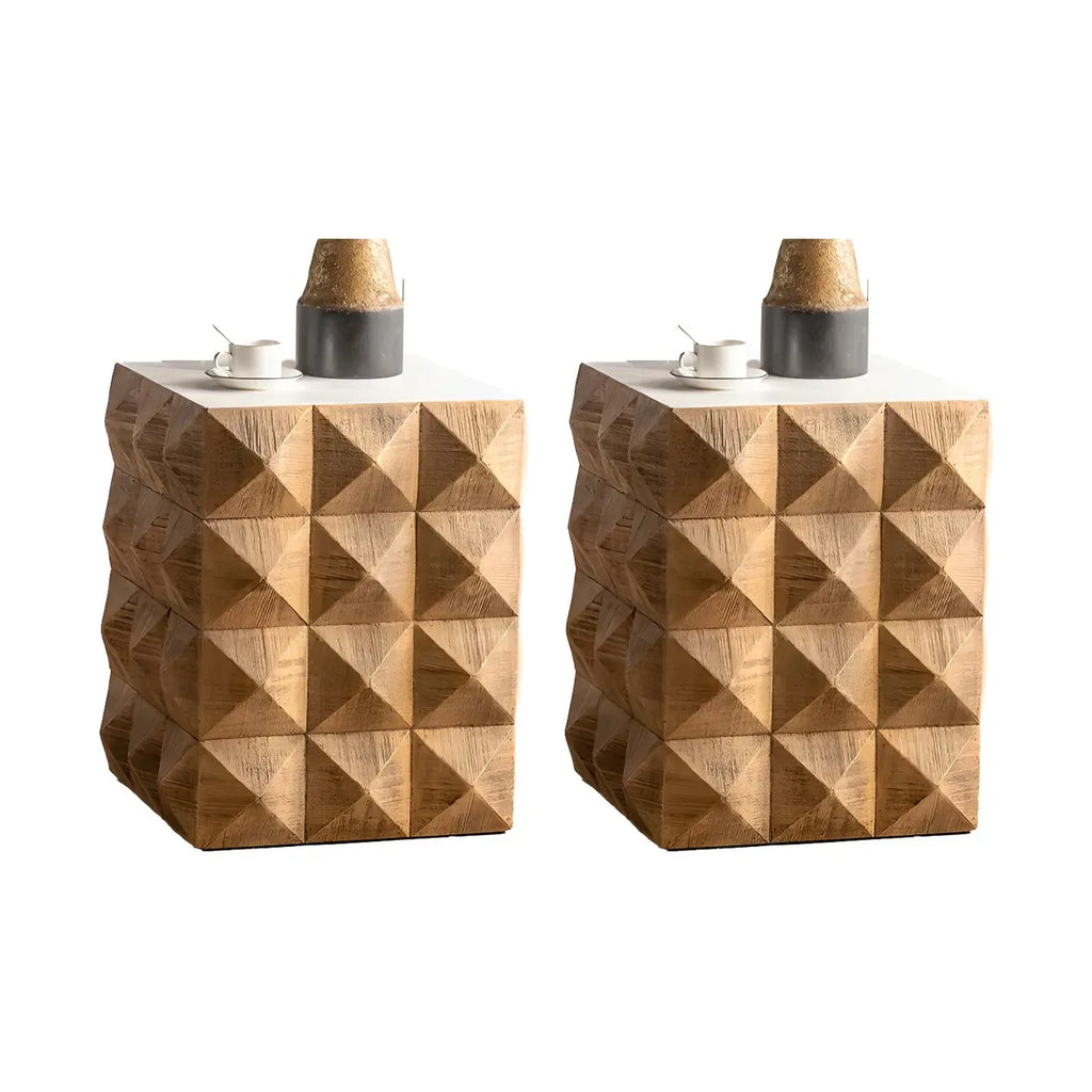 Table d'appoint élégante en bois géométrique