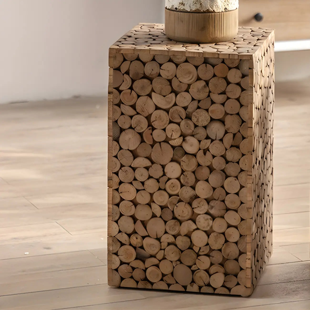 Table d'appoint carrée rustique en bois massif pour salon