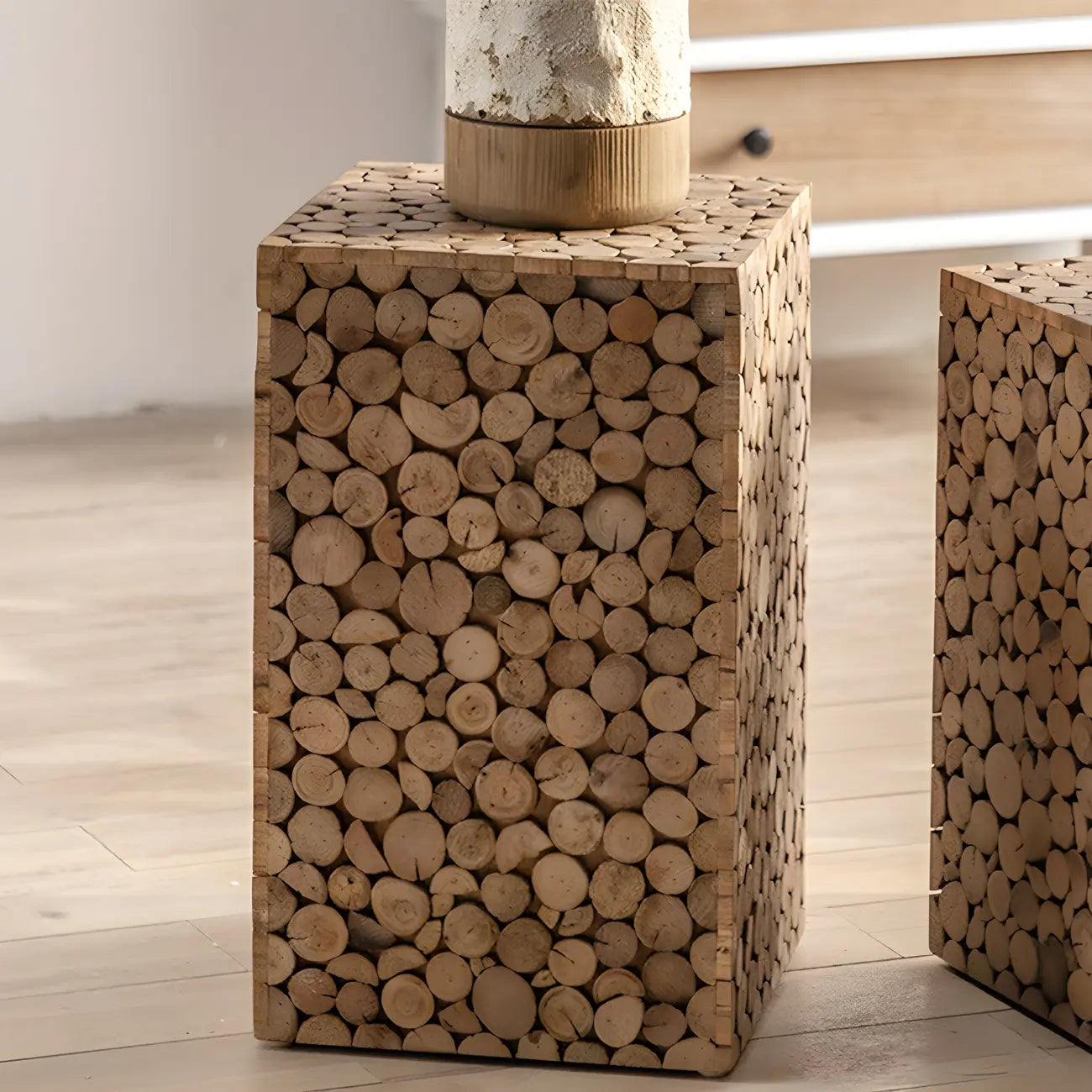 Table d'appoint carrée rustique en bois massif pour salon