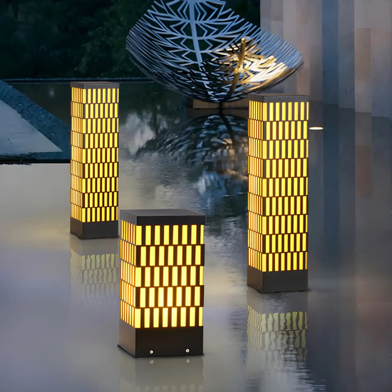 Culot de lampe rectangulaire à grille métallique noire et éclairage chaud