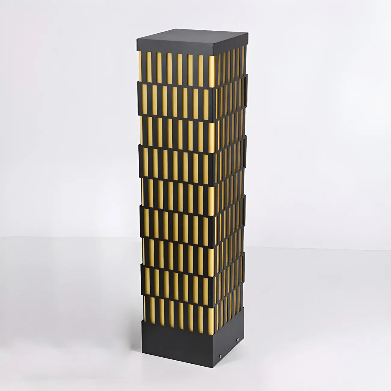 Culot de lampe rectangulaire à grille métallique noire et éclairage chaud