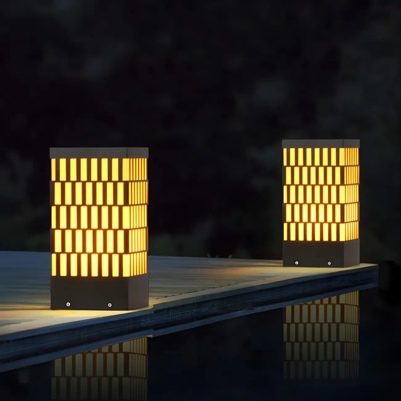 Culot de lampe rectangulaire à grille métallique noire et éclairage chaud