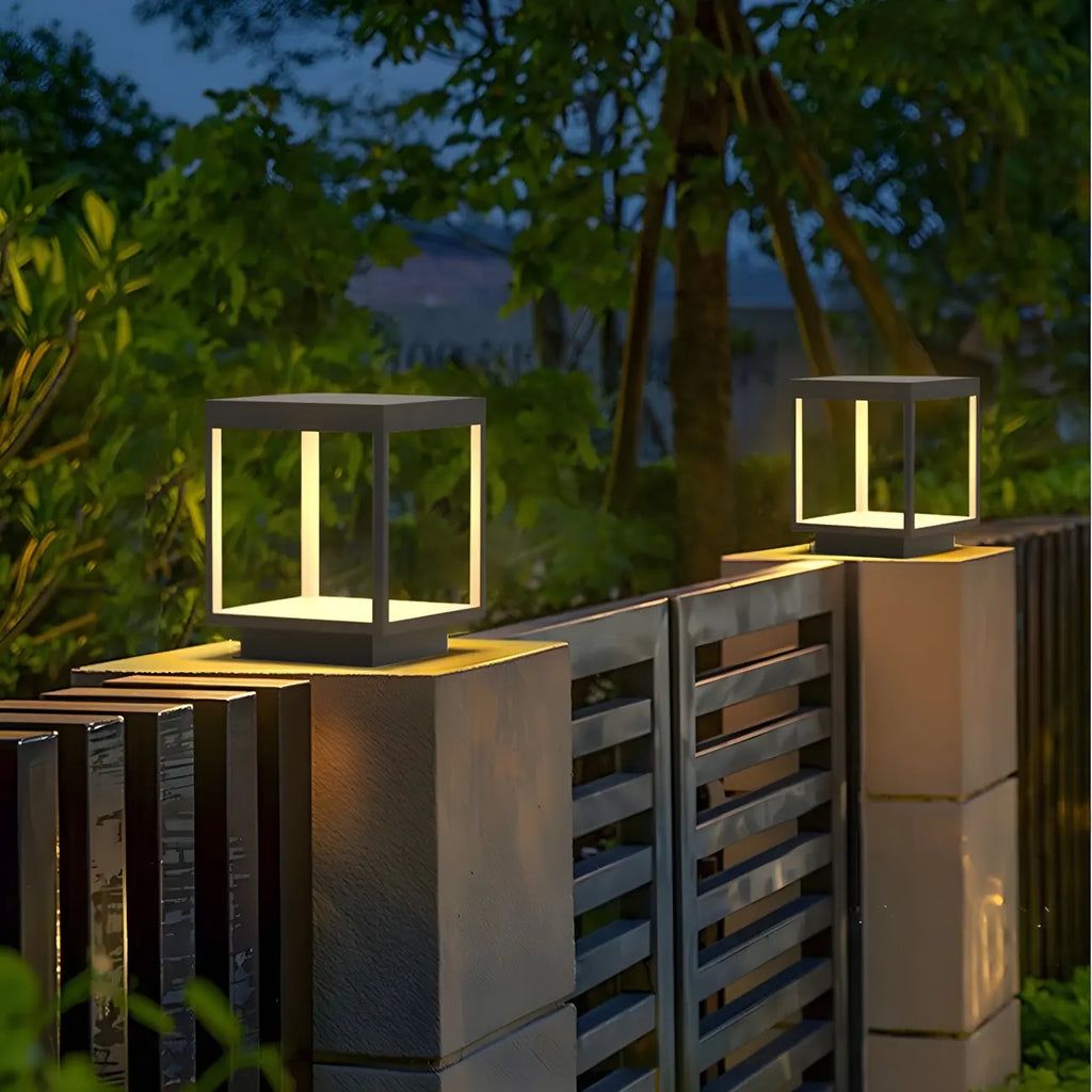 Lampe d'ambiance pour poteau en métal noir à cube ouvert