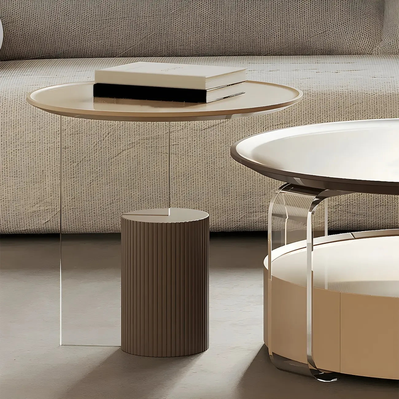 Table basse ronde élégante en bois beige et marron avec rangement