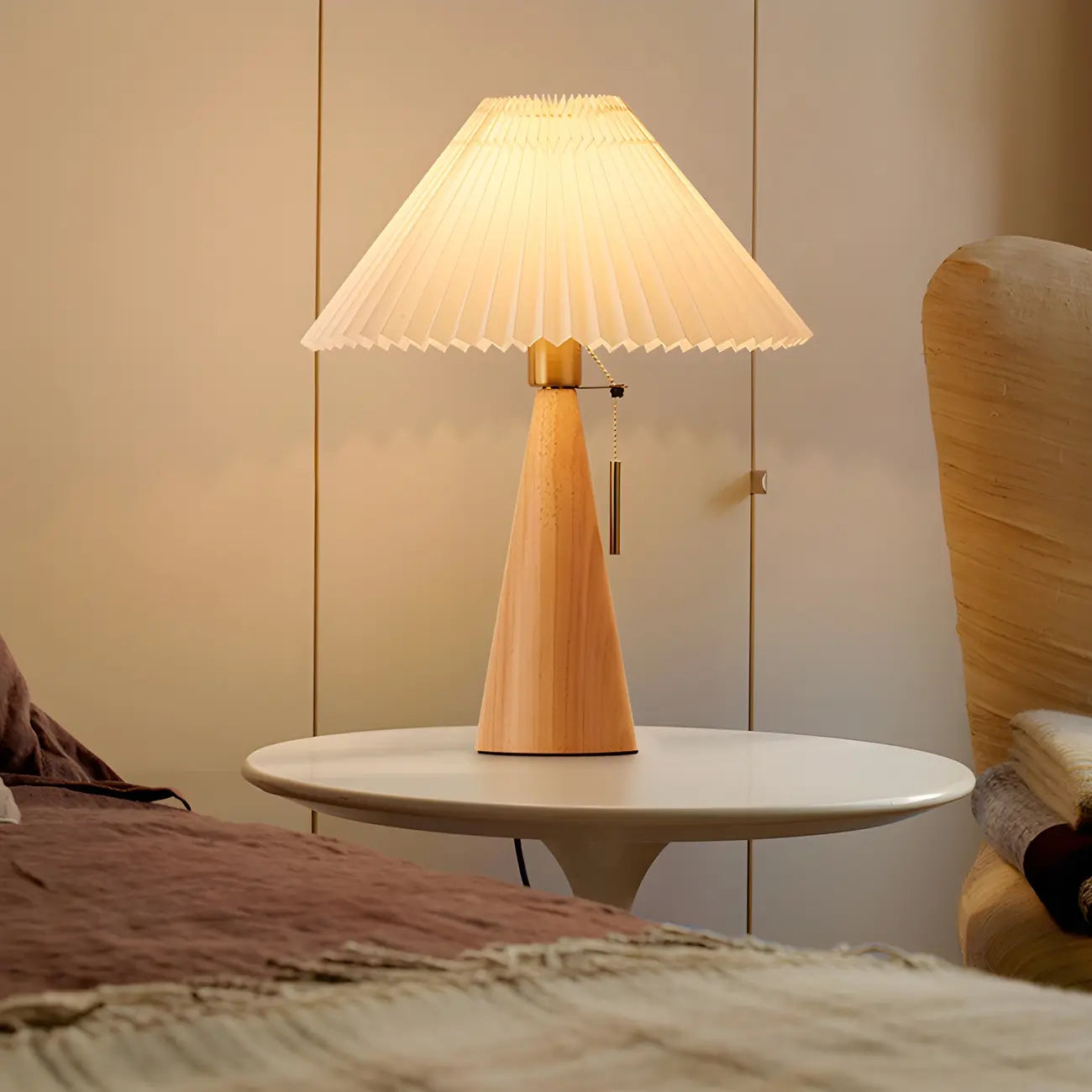 Lampe de chevet moderne en forme de cône de bois avec télécommande, LED et tissu