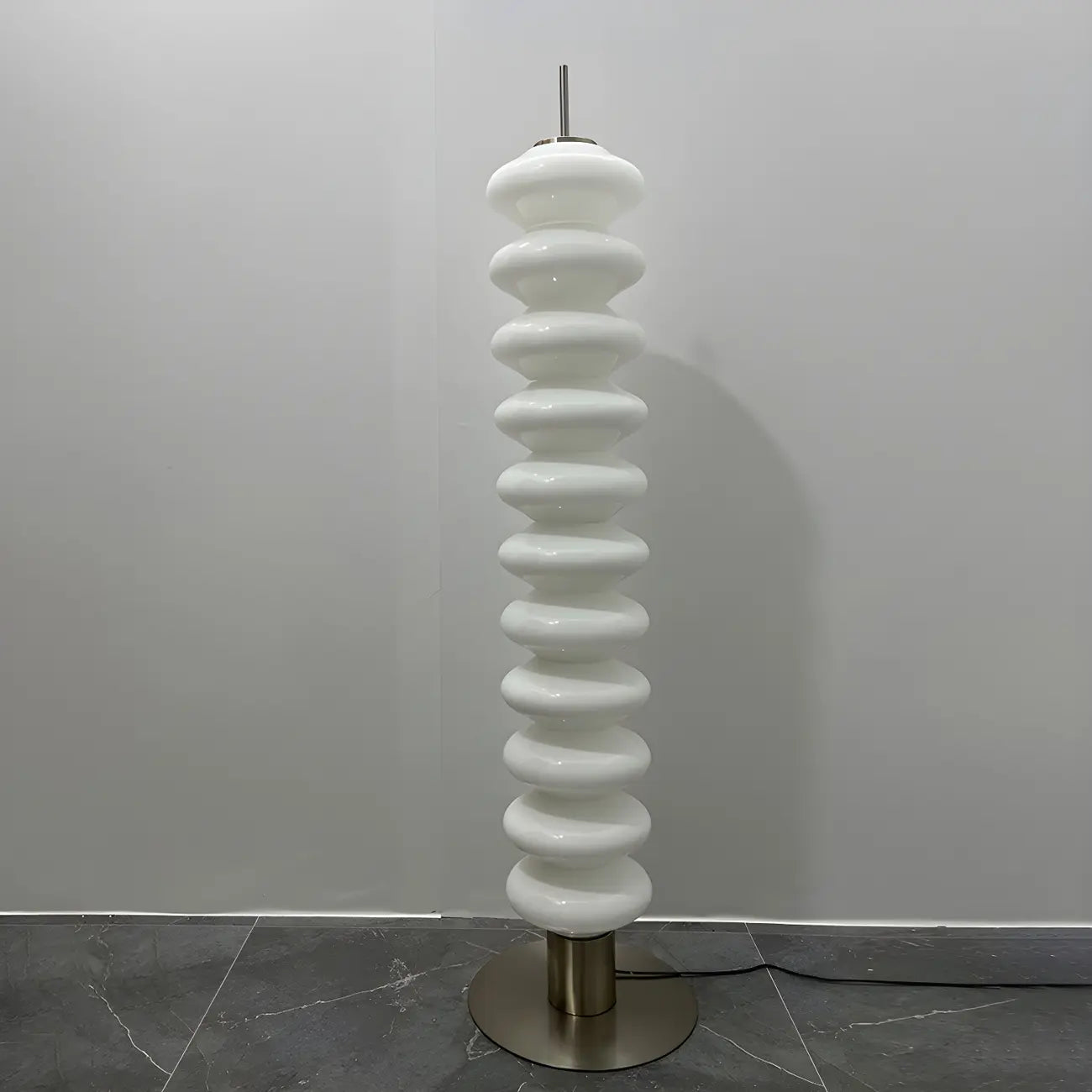 Lampadaire en verre et LED blanc sur pied pour la décoration du salon