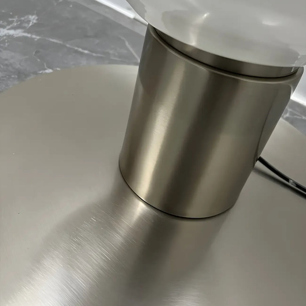 Lampadaire en verre et LED blanc sur pied pour la décoration du salon