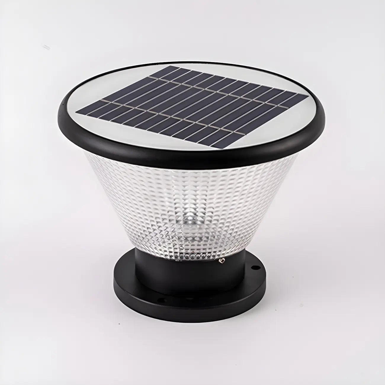 Lampadaires d'extérieur pyramidaux modernes à texture noire.