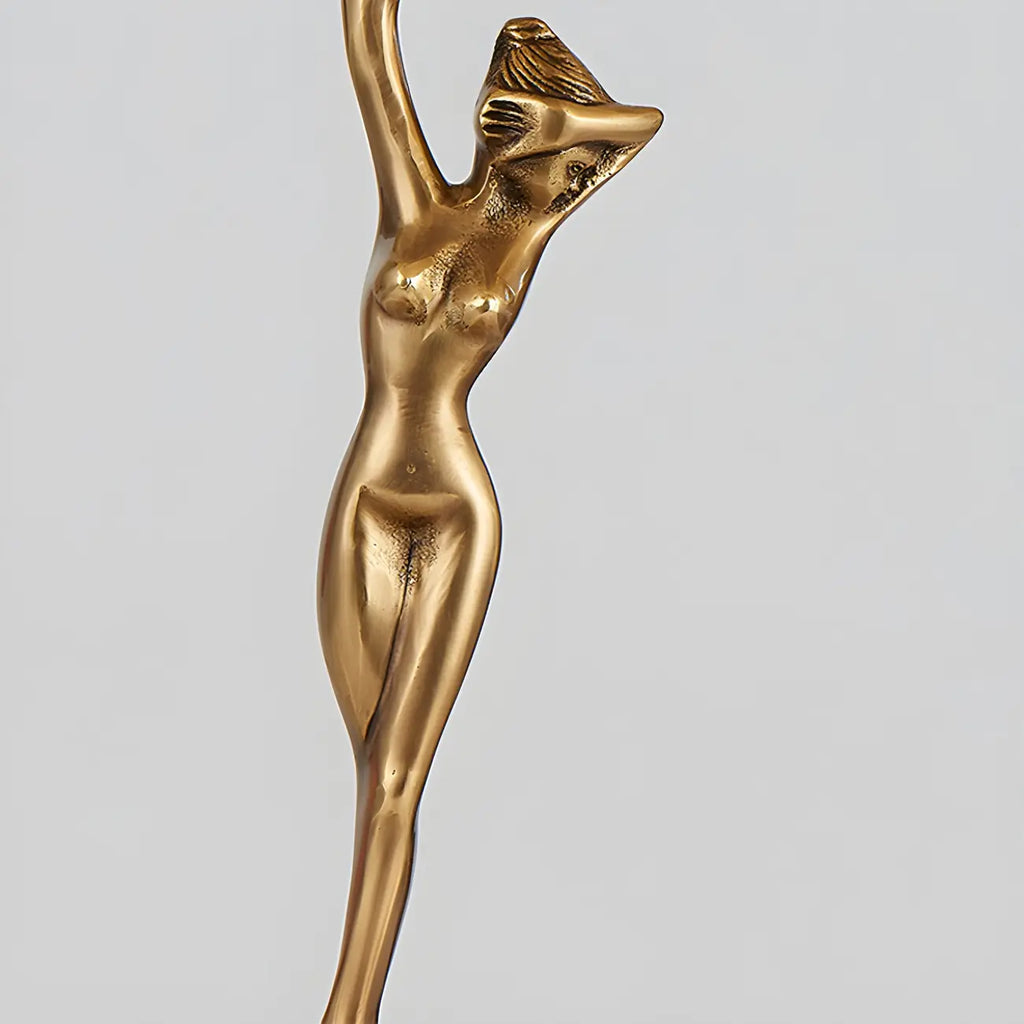 Lampe de table en laiton sculptée, à dôme en forme de sculpture figurative artistique