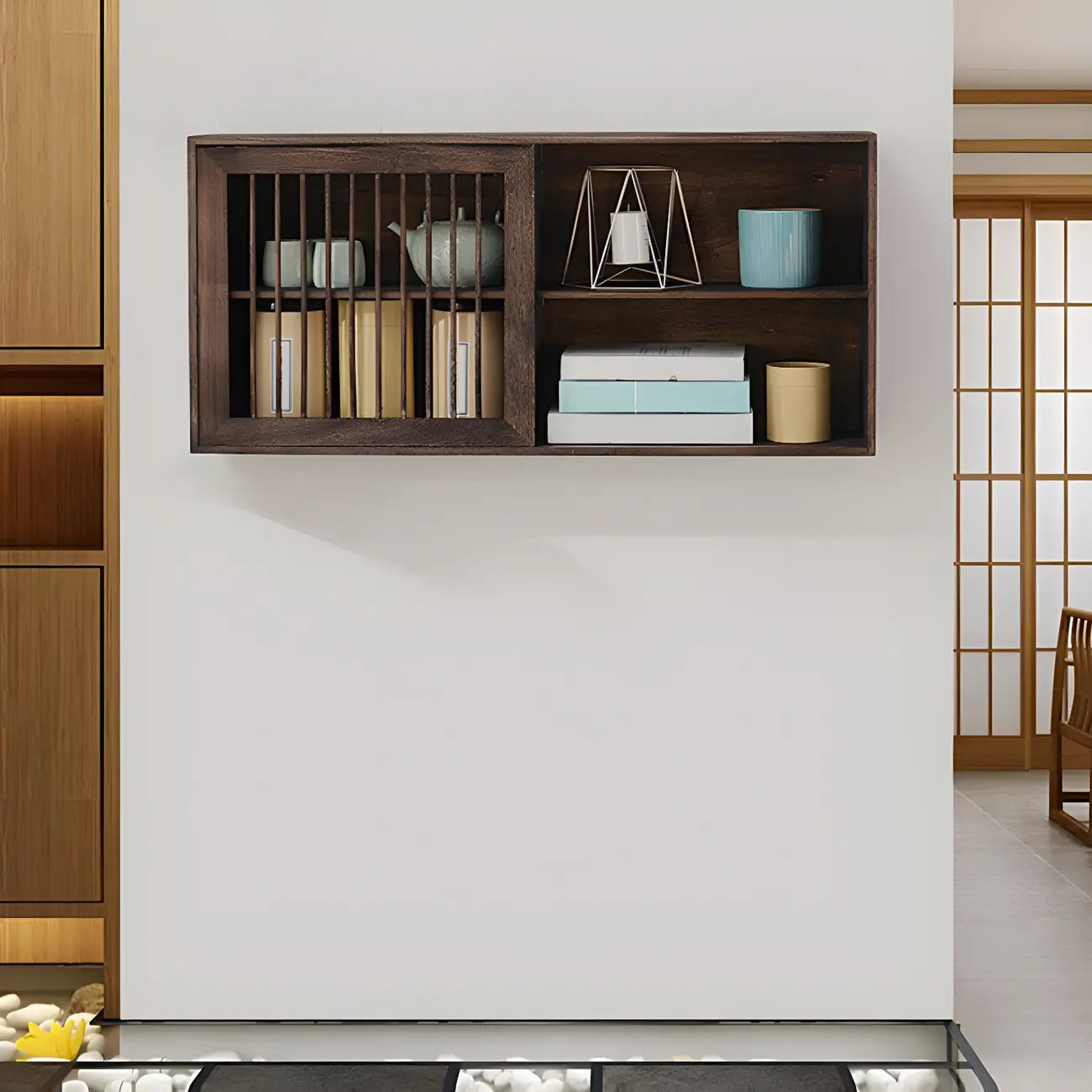 Vitrine murale à deux étagères en noyer, modèle Short Wood