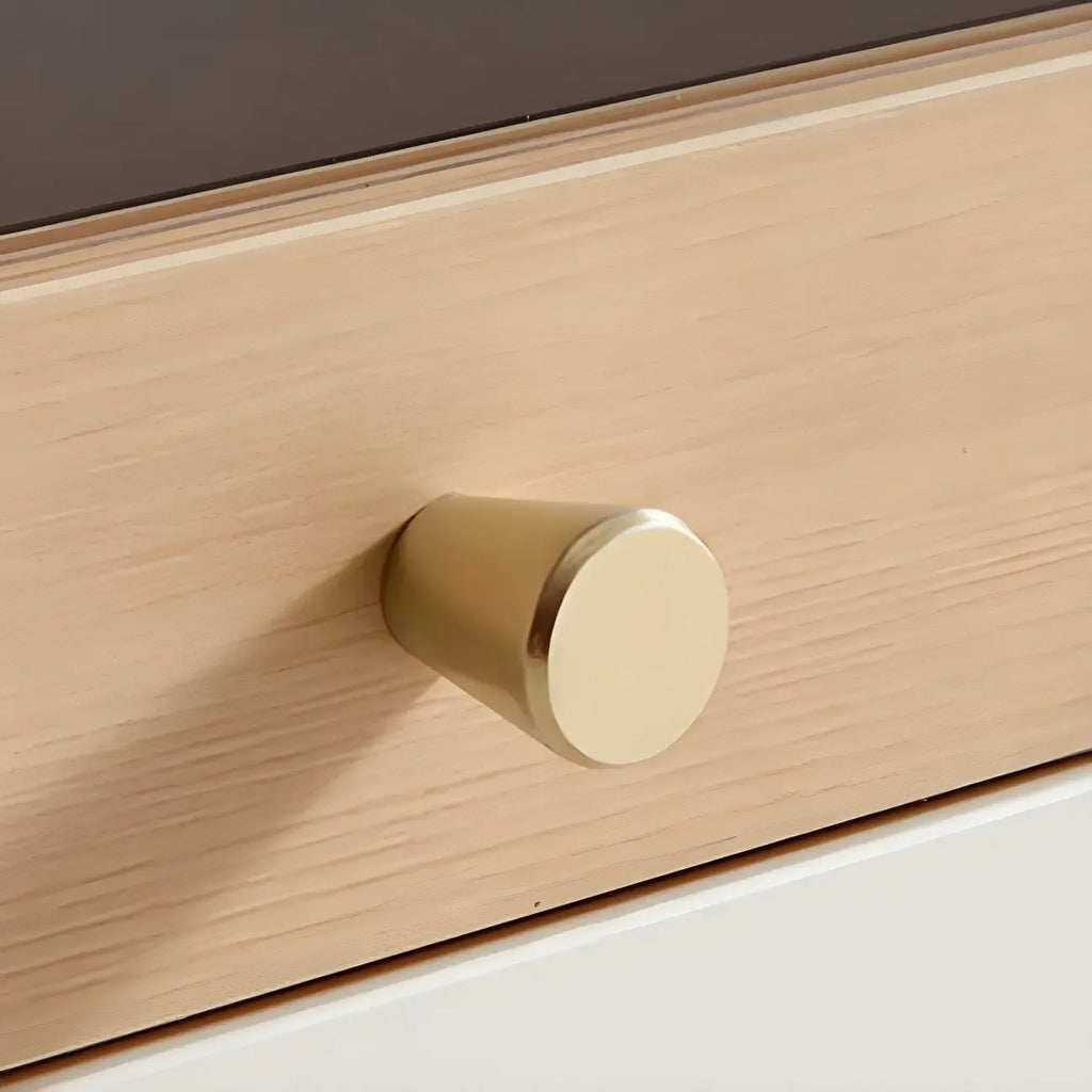 Commode en bois clair, finition naturelle durable et tiroirs en verre