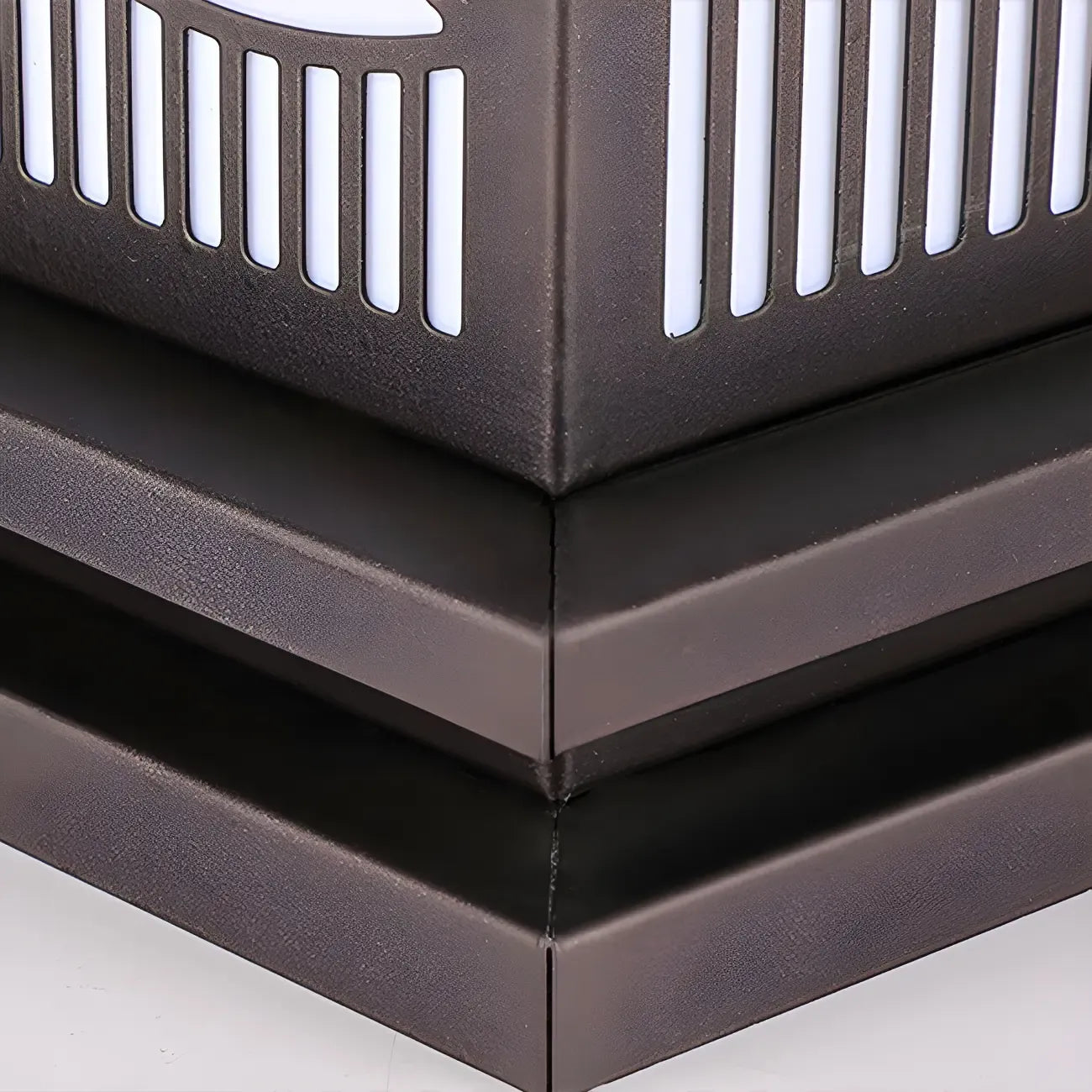 Lampadaires solaires d'extérieur noirs à silhouette de montagne moderne