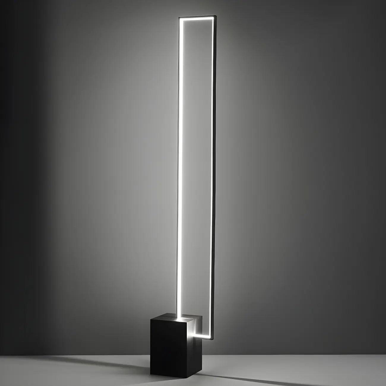 Lampadaire rectangulaire élégant à LED dimmable pour salon