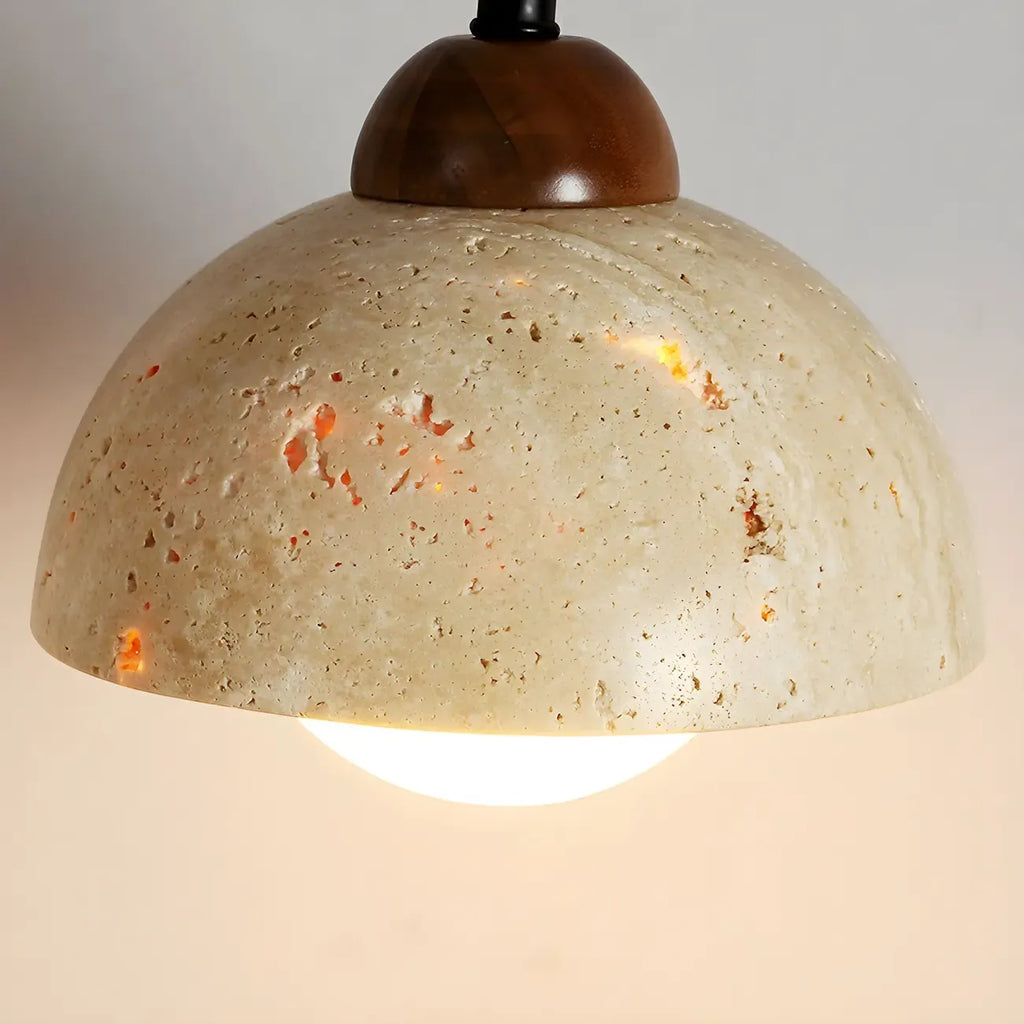 Applique murale vintage en bois brun marron avec bras articulé et abat-jour beige pierre.