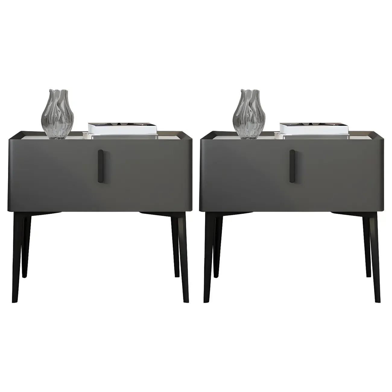 Table de chevet cubique étroite et tendance en bois avec pieds